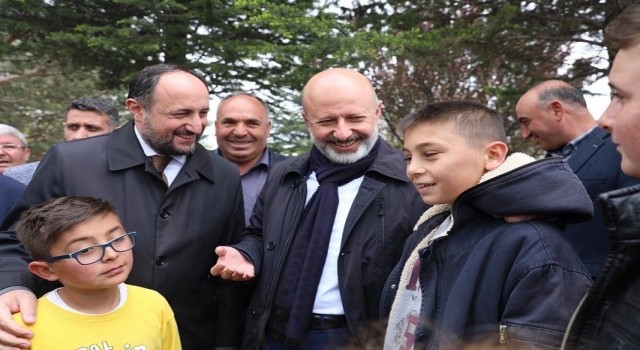Başkan Çolakbayrakdar Şükür Sofrasında vatandaşlarla buluştu