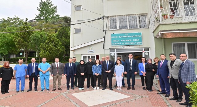 Başkan Ergün huzurevi sakinlerini unutmadı