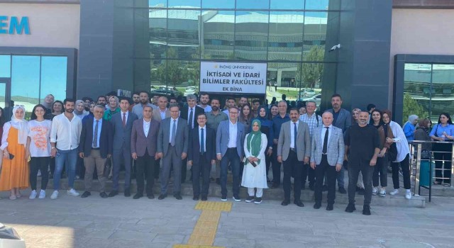 Başkan Kartoğlu İnönü Üniversitesinde gençlerle buluştu