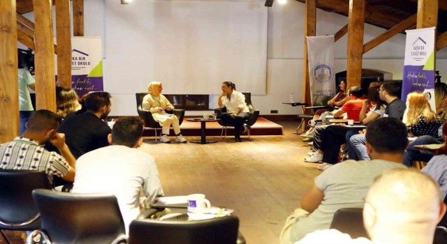 Başkan Sengel ‘Başka Bir Siyaset Okulu öğrencileri ile buluştu