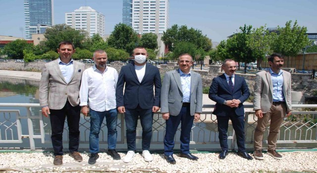 Başkan Sürekliden koku çıkışı