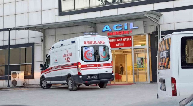 Batmanda yediği mantardan zehirlenen kadın hastaneye kaldırıldı