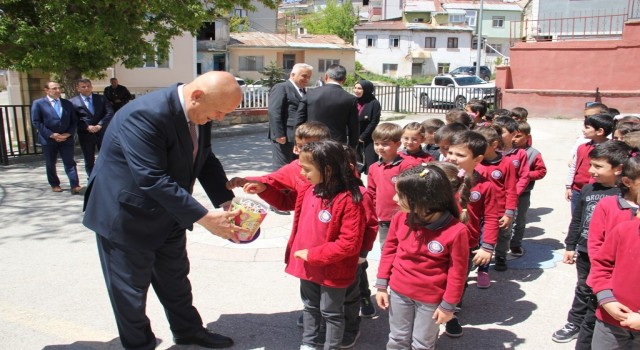 Bayburtta “Atık Pil Toplama Yarışması” birincisi belli oldu