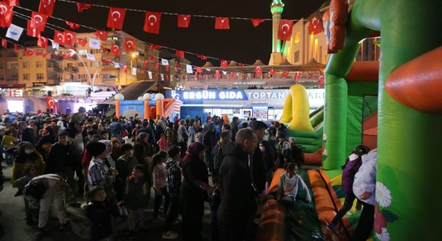 Bayram öncesi doyasıya eğlendiler