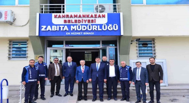 Bayram şekerleri ve bayram harçlıkları Başkan Oğuzdan