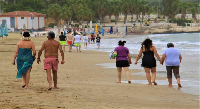Bayram tatili turizmin gözde mekanı Kızkalesini canlandırdı