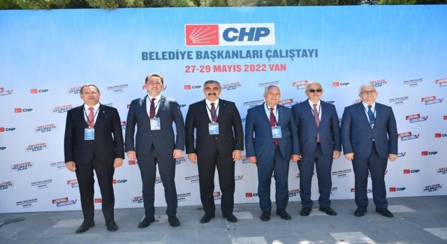 Belediye Başkanı Deveciler, Van Çalıştayına katıldı