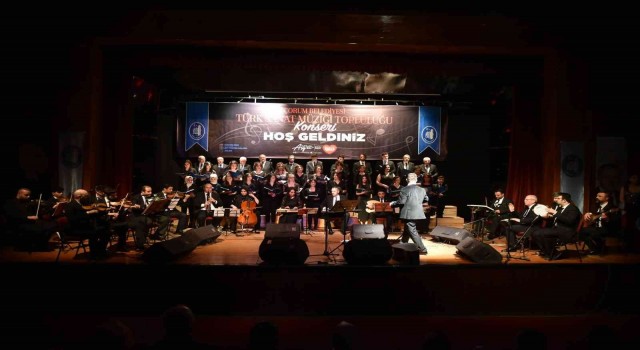 Belediye TSM korosu, bahar konseri ile sahne aldı