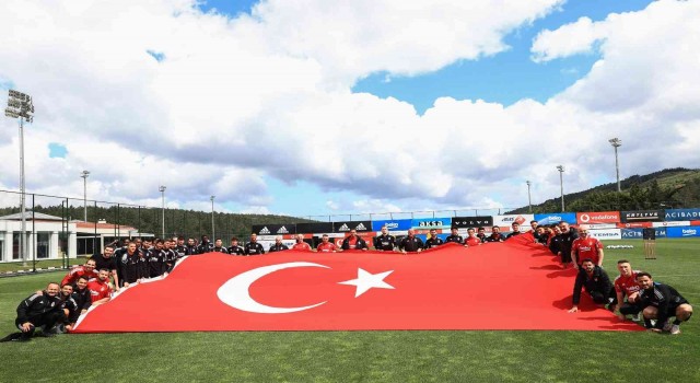 Beşiktaştan 19 Mayıs kutlaması