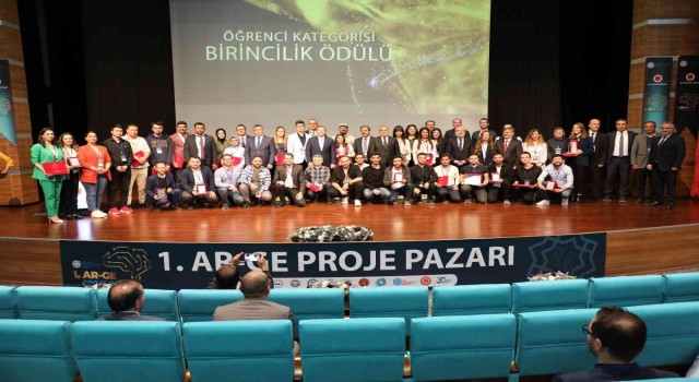 BEÜlü akademisyen Ar-Ge Proje Pazarında birinci oldu