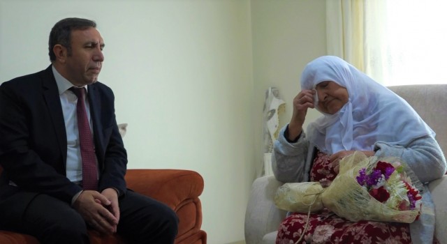 Bingölde şehit annesine duygulandıran ziyaret