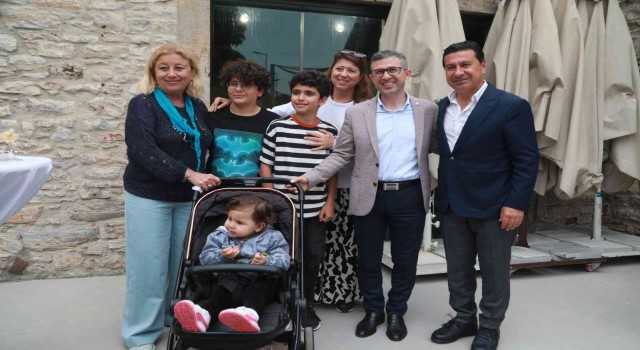 Bodrum ilçe protokolü halkla bayramlaştı
