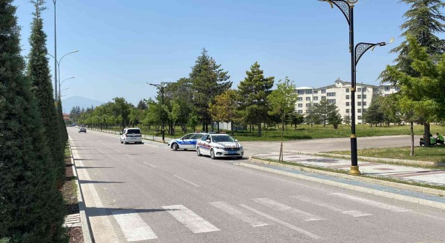 Bolvadinde emniyet ve jandarmadan ortak radar denetimi