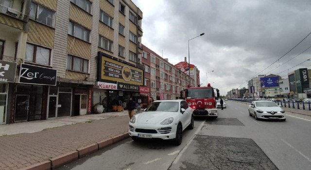 Boş ikamette çıkan yangın söndürüldü