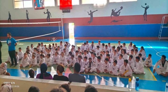 Bozyazıda Tekvando Şenliği düzenlendi