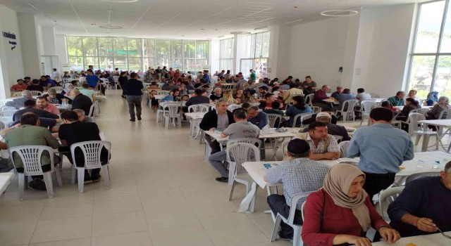 Buharkentteki Geleneksel Keşkek Hayrına vatandaşlar ilgi gösterdi