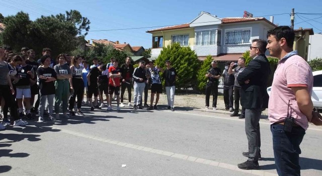 Burhaniyede liseli atletler ödüllendirildi