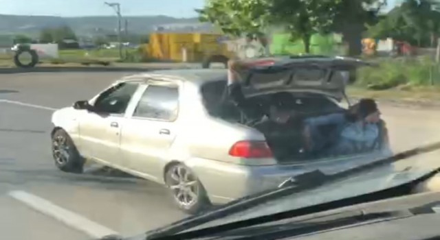 Bursada bagajda tehlikeli yolculuk