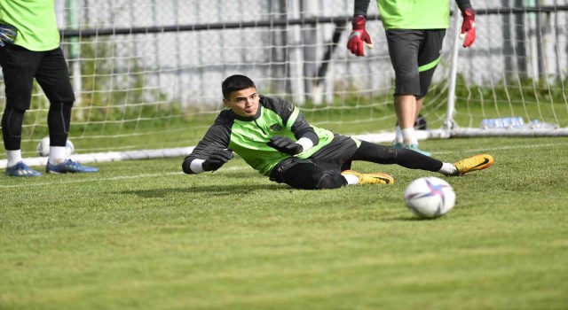 Bursasporda Ümraniyespor maçı hazırlıkları devam ediyor