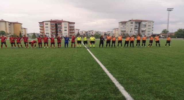 Çameli Belediyespor hakeme takıldı