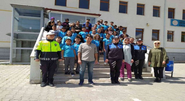 Çankırıda çocuklara trafik kuralları anlatıldı