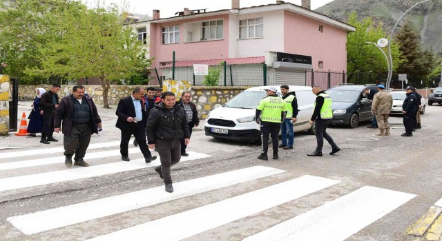 Çatakta “Yayalar İçin 5 Adımda Güvenli Trafik” uygulaması yapıldı