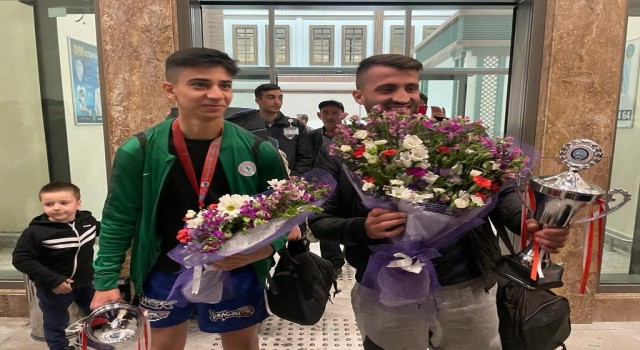Çaykur Rizespor Kick Boks Takımından 2 dünya şampiyonluğu