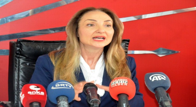 CHPli Nazlıaka: “Gönlümüzden geçen aday Kemal Kılıçdaroğludur”