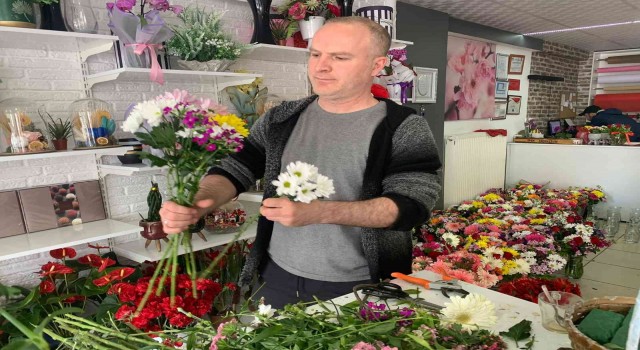 Çiçekçiler Anneler Gününe hazır