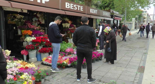 Çiçekçilerde ‘Anneler Günü yoğunluğu