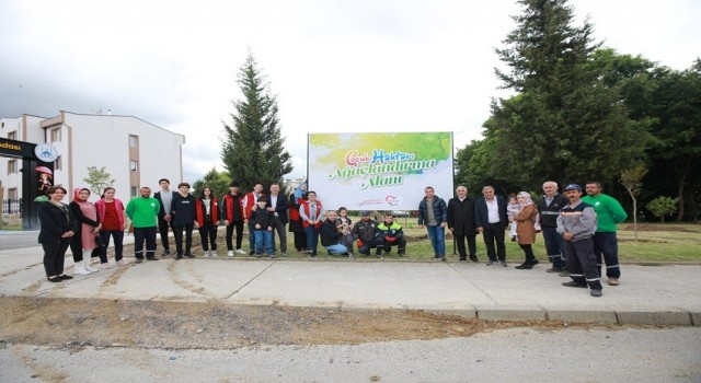 Çocuk Hakları Ağaçlandırma Alanında fidanlar toprakla buluştu