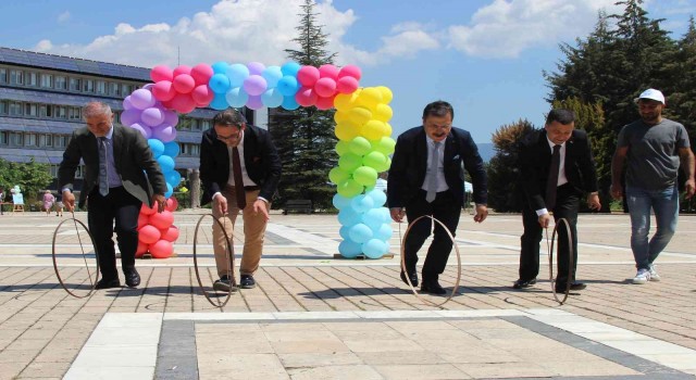 Çocukluklarını yaşadılar