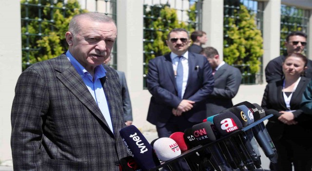 Cumhurbaşkanı Erdoğan: “Şu anda İsveç ve Finlandiya ile ilgili gelişmeleri takip ediyoruz ama olumlu düşünce içinde değiliz”