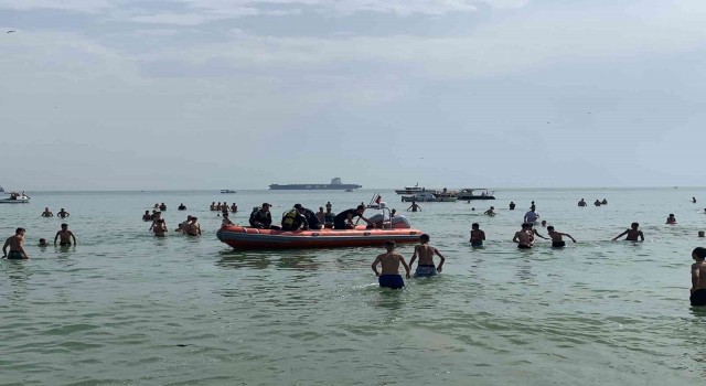 Denize giren 15 yaşındaki çocuk hayatını kaybetti