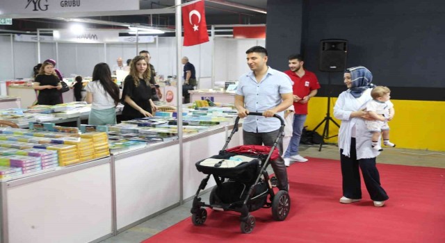 Denizlide yazarlar ve okuyucular bir araya geldi