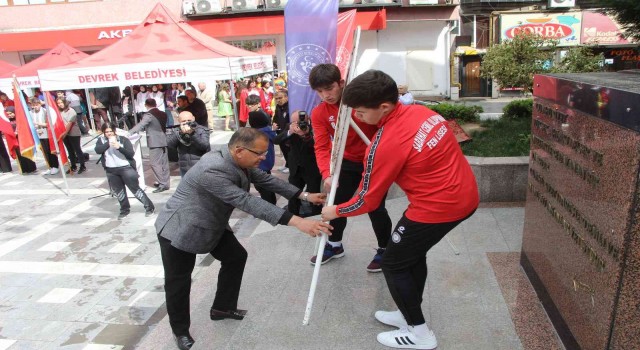 Devrekte 19 Mayıs Gençlik ve Spor Bayramı coşku ile kutlandı