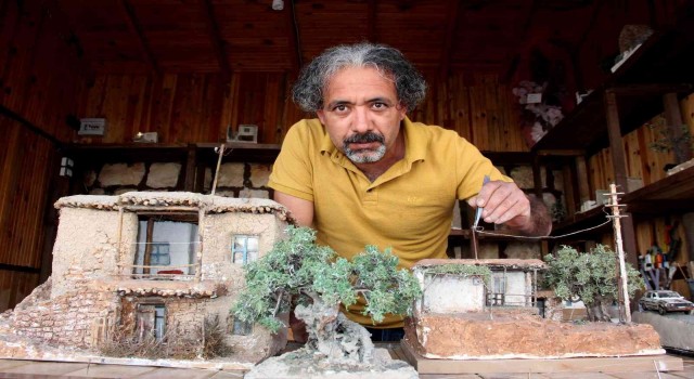 Diaroma sanatı ile geçmişi geleceğe taşıyor