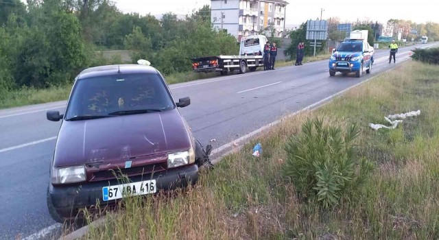 Direksiyon hakimiyetini kaybetti refüje çarparak durabildi