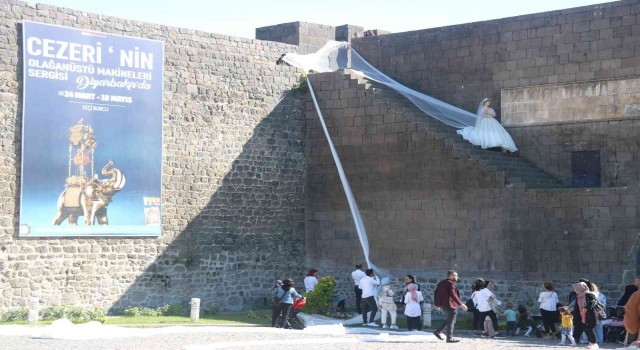 Diyarbakırın tarihi mekânlarını gelin duvağı sardı
