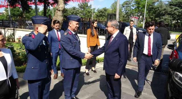 Diyarbakırın yeni valisi göreve başladı