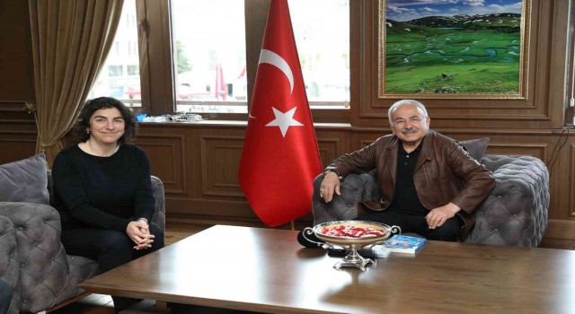Dünyaca ünlü Kalp Cerrahı Gürsoya açık davet