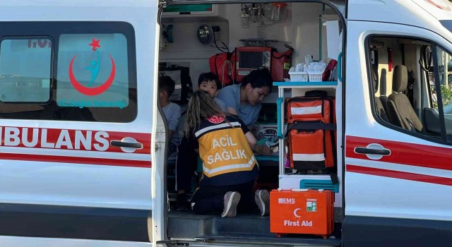 Düzcede iki ayrı kazada 12si çocuk 19 kişi yaralandı