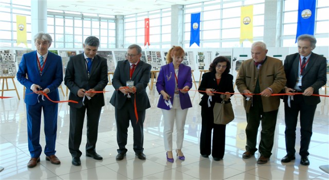 Edirne Yeni Saray ve Kazı Çalışmaları sergisi açıldı