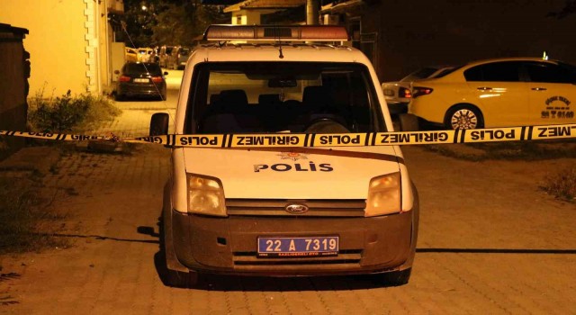 Edirnede gündüz başlayan tartışma gece kanlı bitti: 4 yaralı
