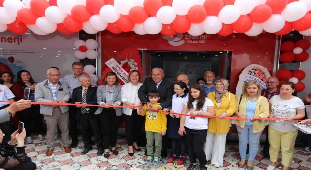 Efeler Belediyesi 6ncı Kitap Kafeyi hizmete açtı