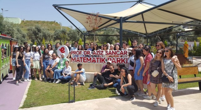 Efelerdeki Matematik ve Bilim Parkı Osmangazi Üniversitesini ağırladı