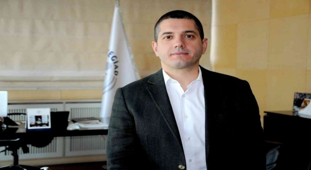 EGİAD: Atamızın gençlere olan güvenini boşa çıkarmayacağız