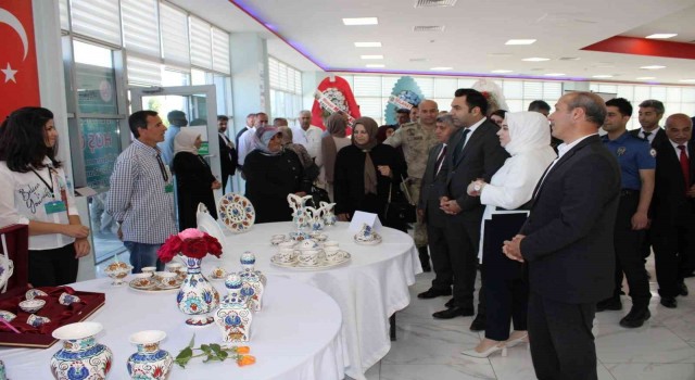 El Emeği Göz Nuru ürünler görücüye çıktı