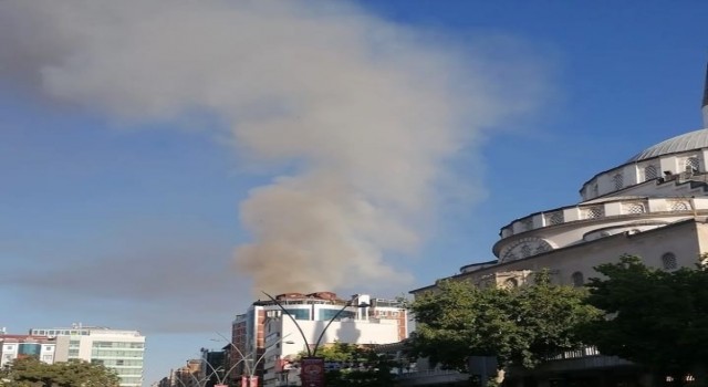 Elazığda çatı yangını korkuttu