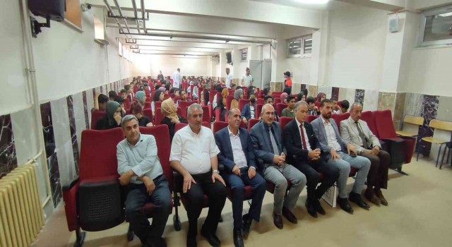 Elazığda erteleme, üşenme, vazgeçme konulu konferans verildi